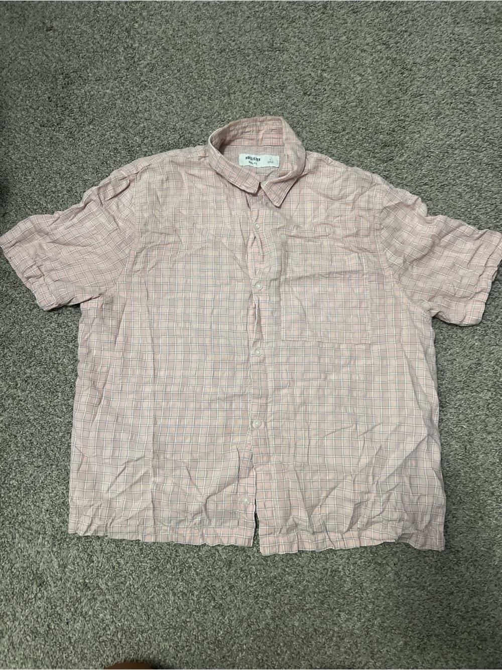 Hollister Men's Short-Sleeve Pink Plaid Button-Down Shirt